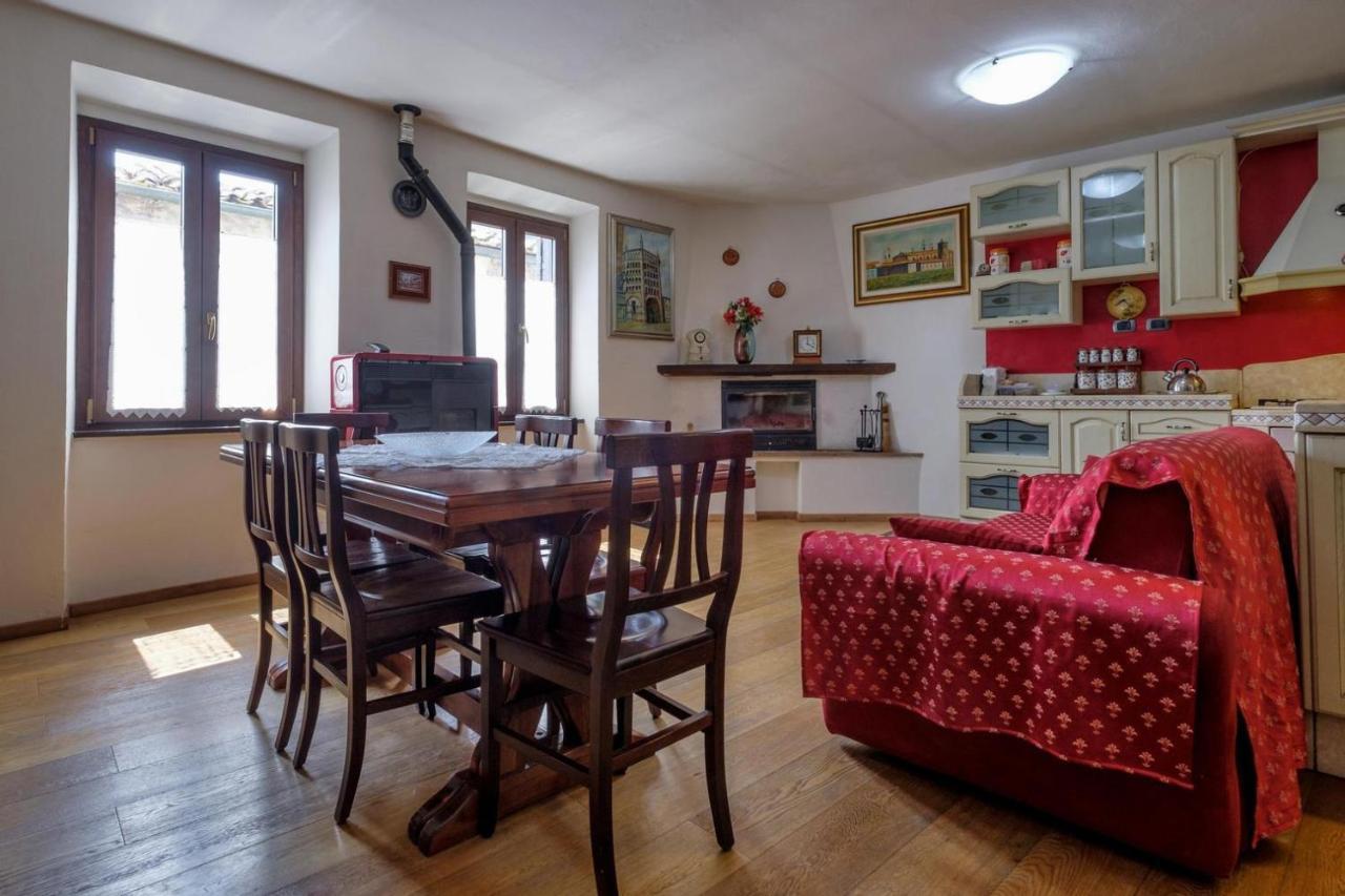 Ferienwohnung Casa Nel Corso Pitigliano Exterior foto